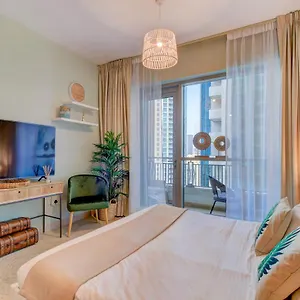 https://durrani-homes-luxurious-studio-near-dubai-mall-with-pool-view.dubaihotelsoffers.com