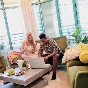https://green-sky-hostel.dubaihotelsoffers.com